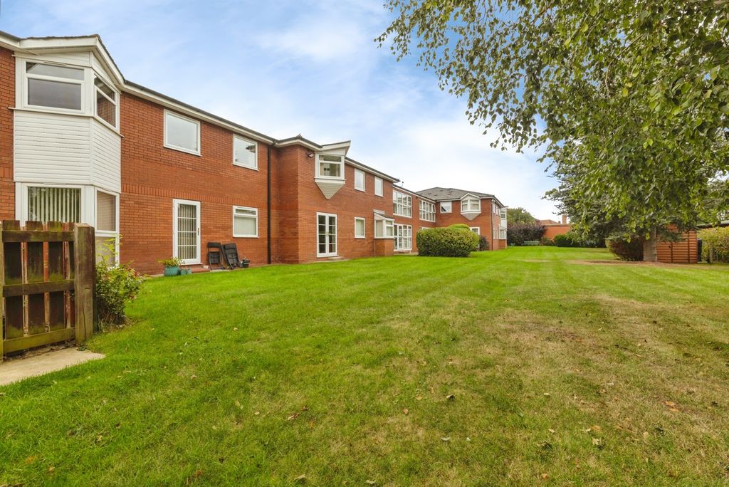 Property photo 2 of 14 Pbox-Img.Jpg