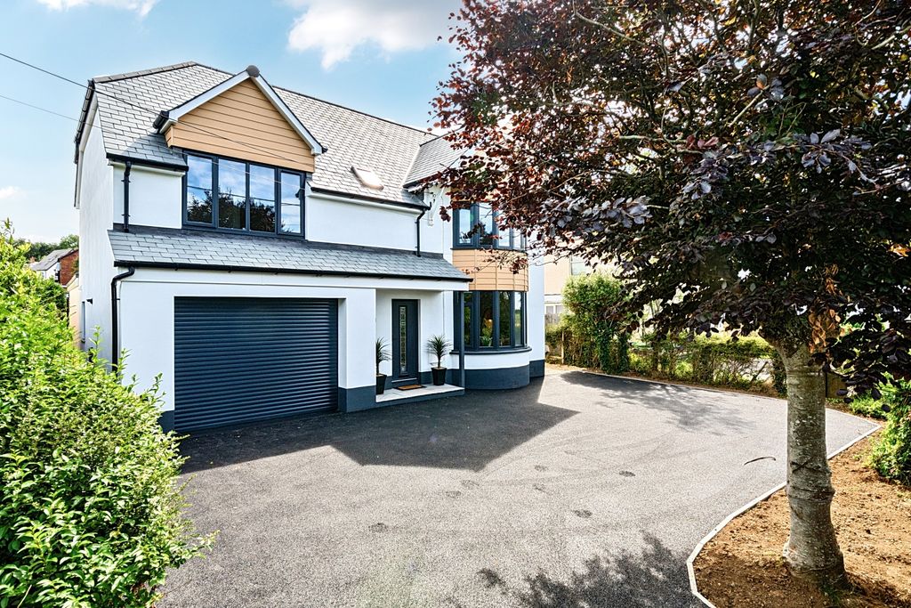 Property photo 1 of 32 1483044-1-6A3Eb6A8E5E06