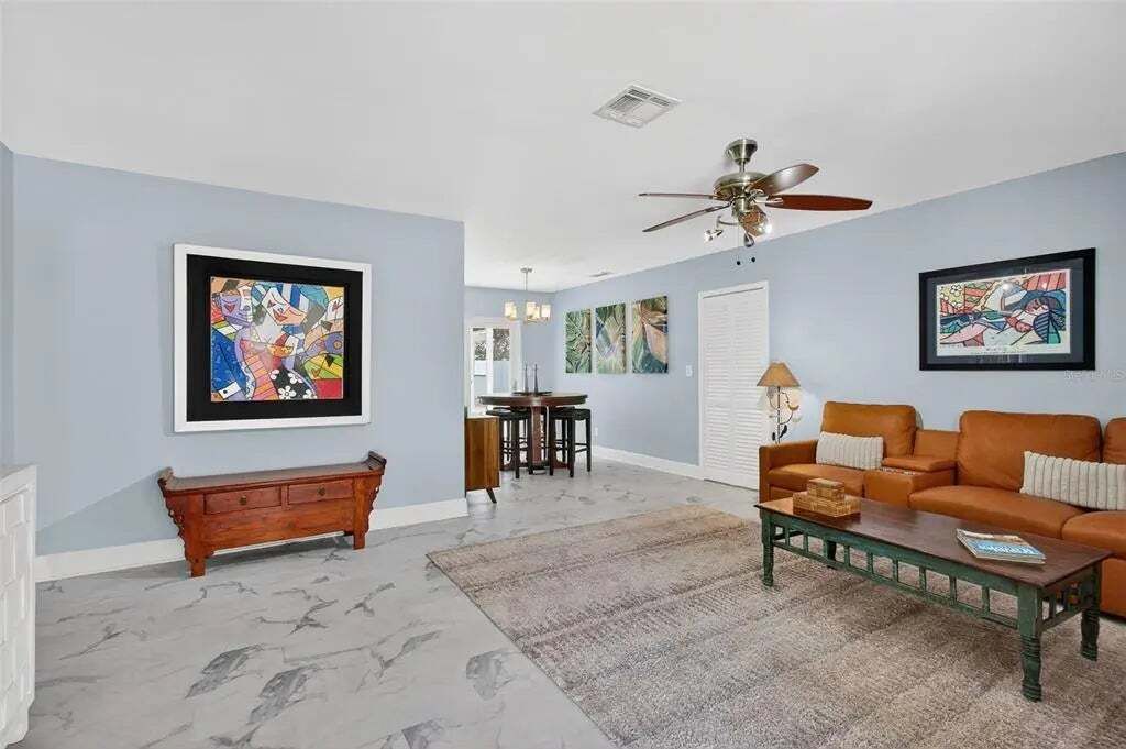 Property photo 3 of 20 <Alttext/>