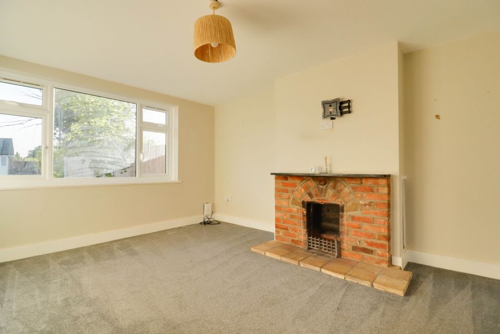 Property photo 2 of 9 Picture No. 21