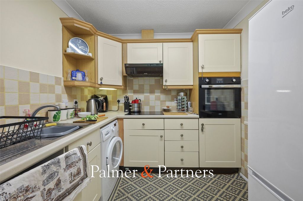 Property photo 3 of 9 Picture No. 07