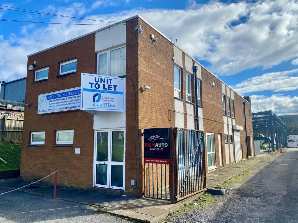 Property photo 1 of 4 Gorseinon Road New.Jpg