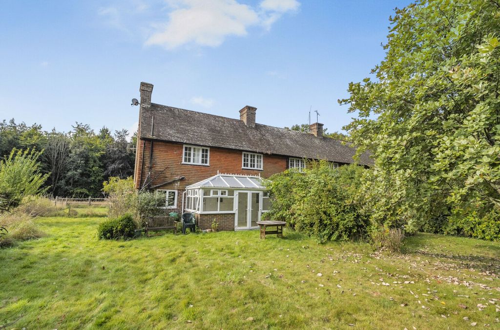 Property photo 2 of 21