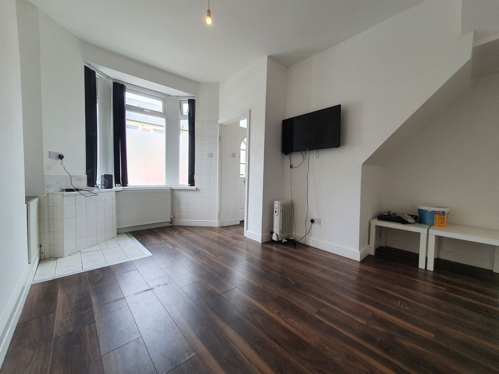 Property photo 3 of 14 Gallery