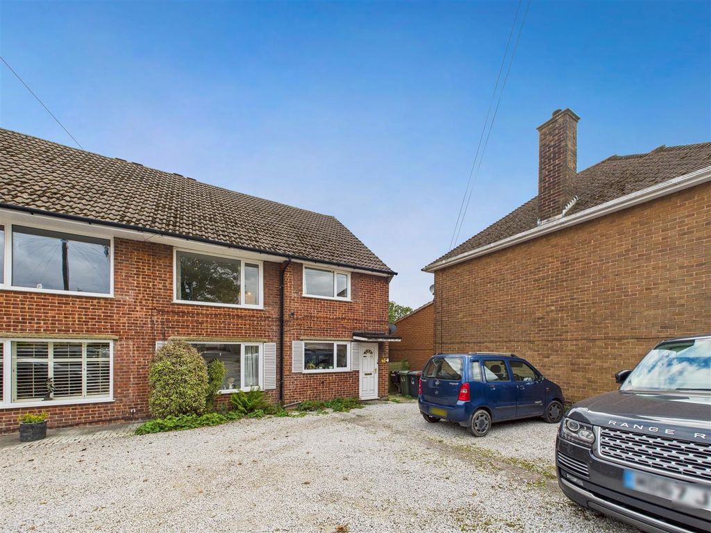 Property photo 2 of 12 Cam05476G0-Pr0062-Still018.Jpg