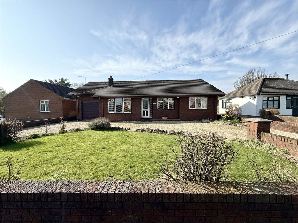 Property photo 2 of 23 Picture No. 12