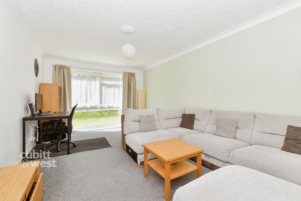 Property photo 1 of 11 Ab2007Ac-901Gelrk