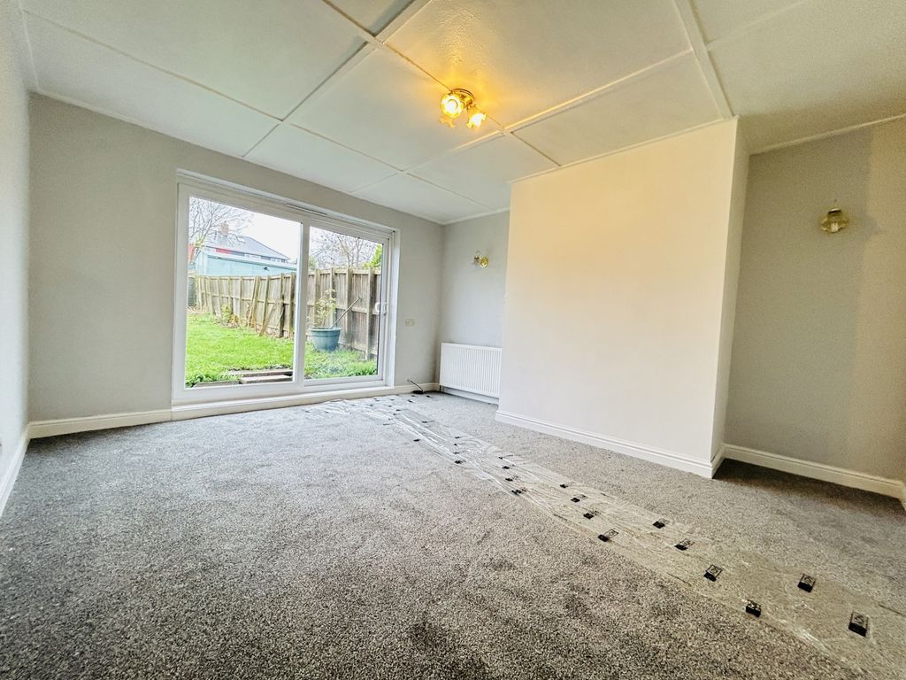 Property photo 2 of 11 Img_1366