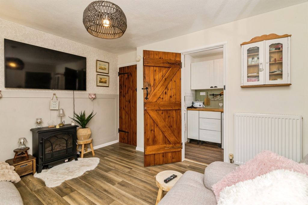 Property photo 2 of 15