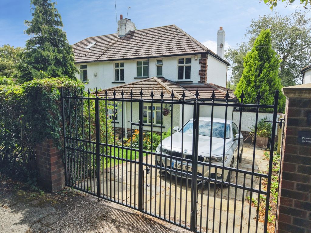 Property photo 2 of 52