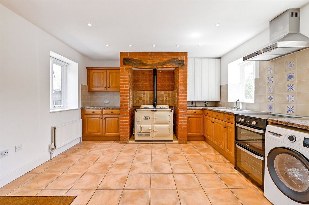 Property photo 2 of 10 Picture No. 14