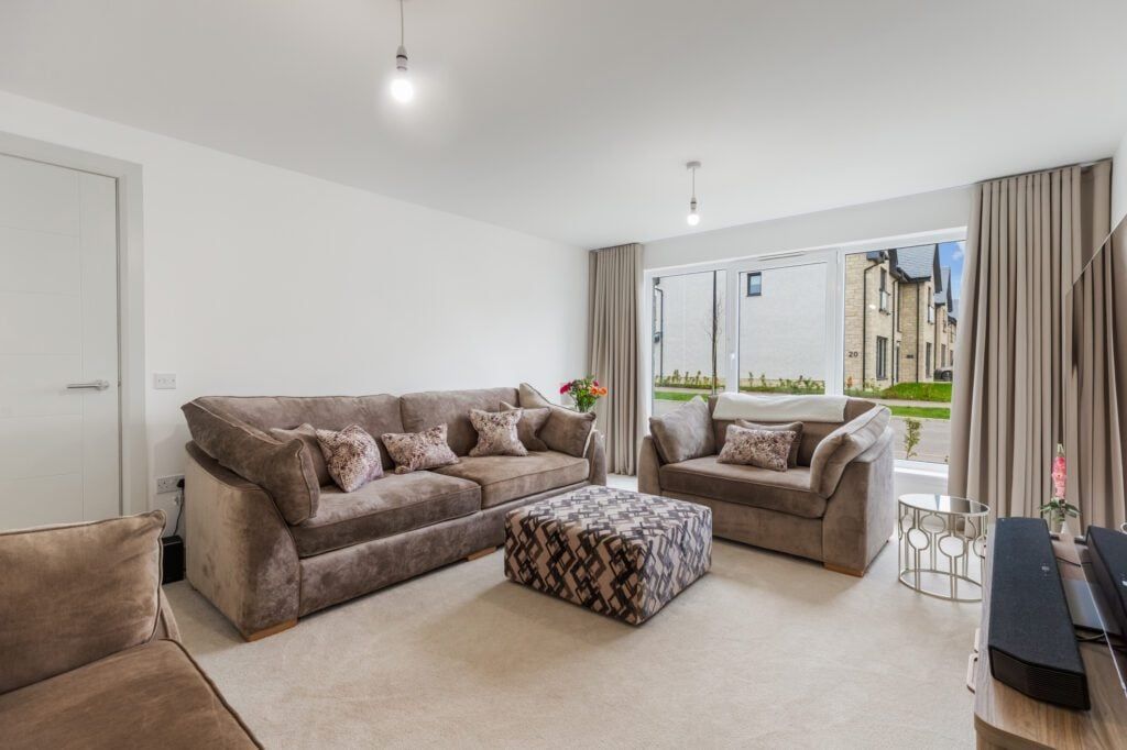 Property photo 2 of 41