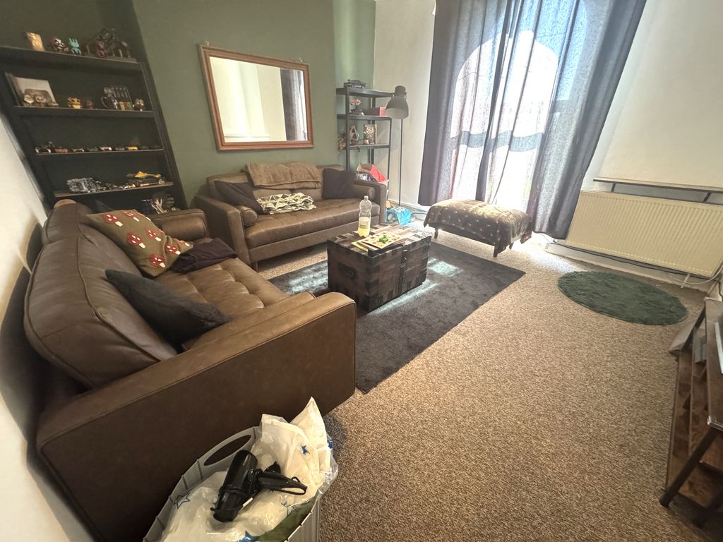 Property photo 2 of 9
