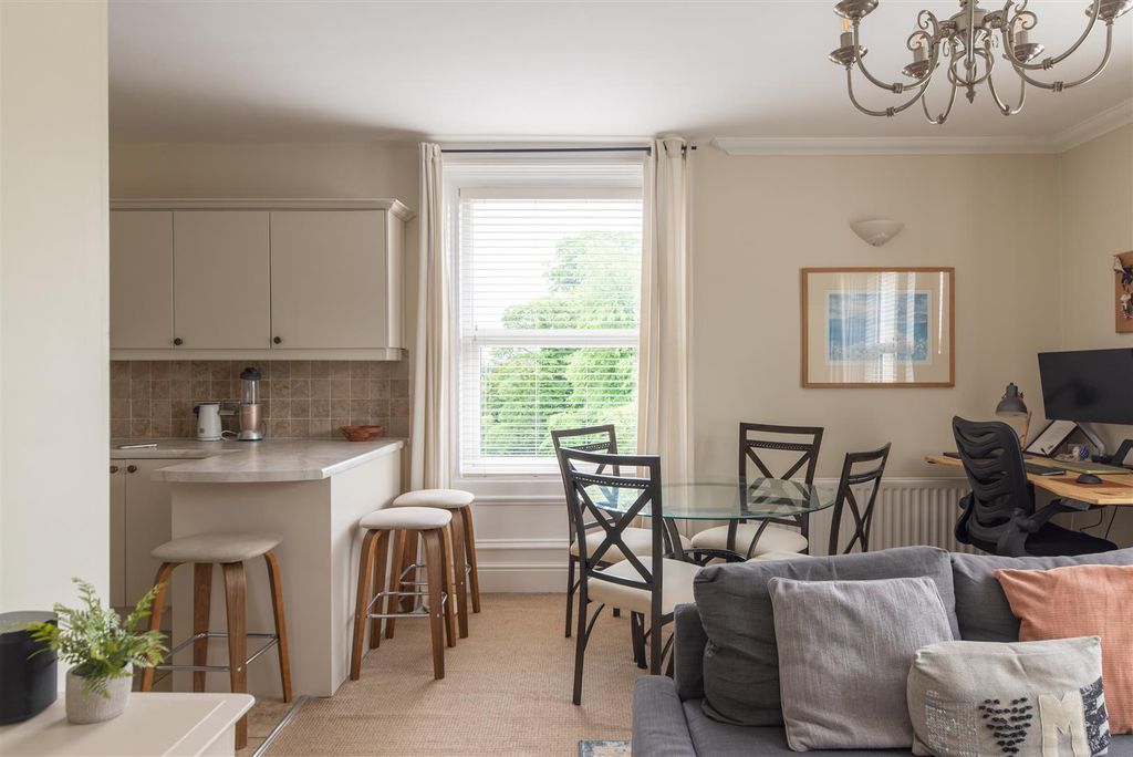 Property photo 3 of 21 Edit-7054.Jpg
