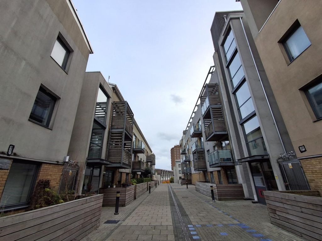 Property photo 3 of 5 Photo 2.Jpg