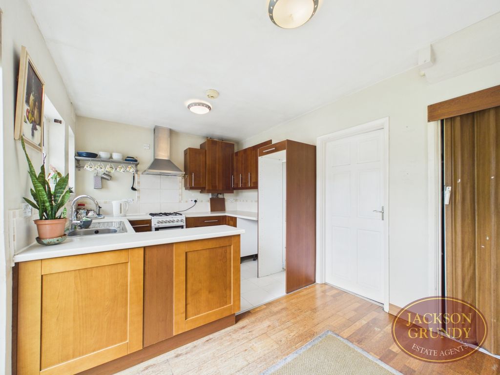Property photo 3 of 18 Briton Road