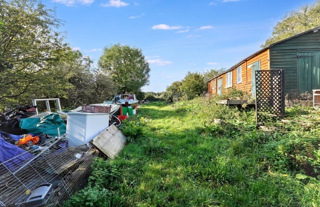 Property photo 3 of 22