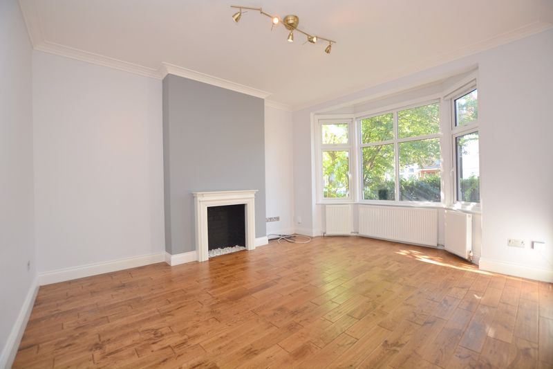 Property photo 2 of 8 Photo 3