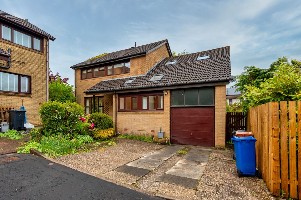 Property photo 1 of 23