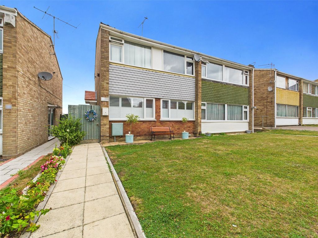 Property photo 1 of 17 Picture No. 01