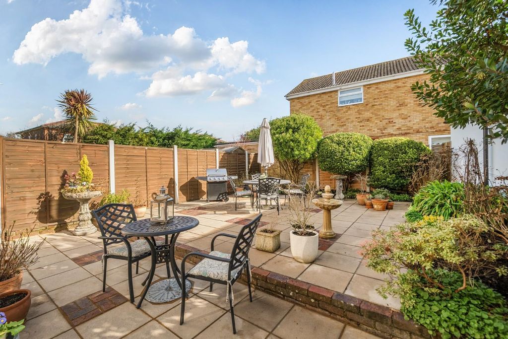 Property photo 1 of 12 1-699F509006249-1409433-14-699Eef3E5B04E-1.Jpg