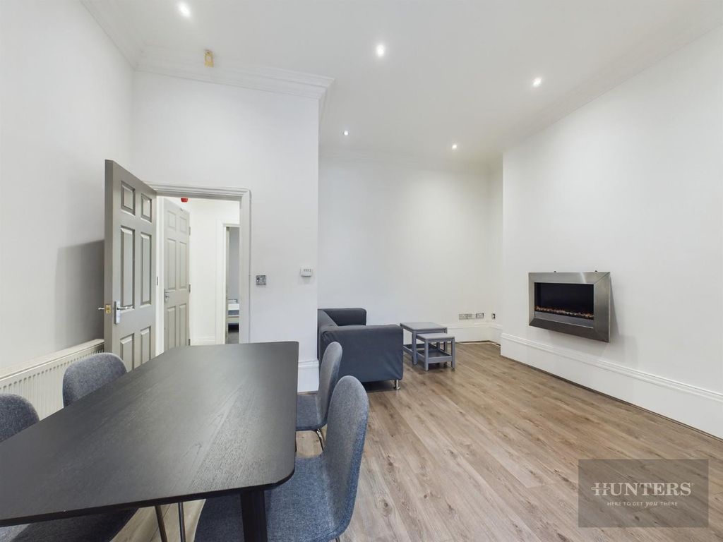 Property photo 3 of 13 Dining Area