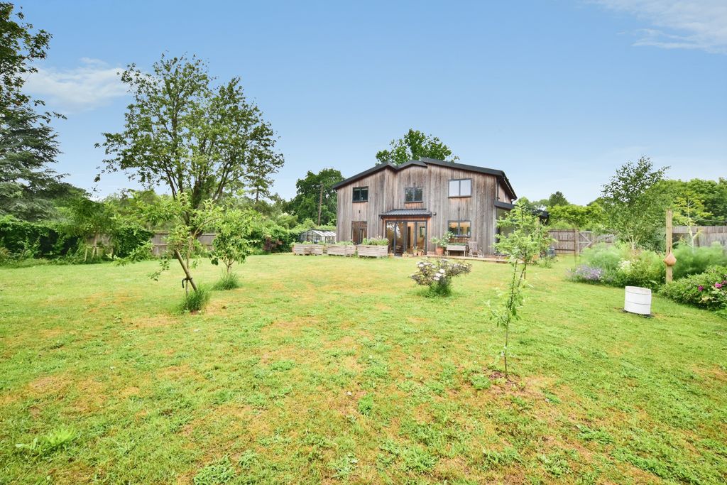 Property photo 1 of 25 Fbb_6143
