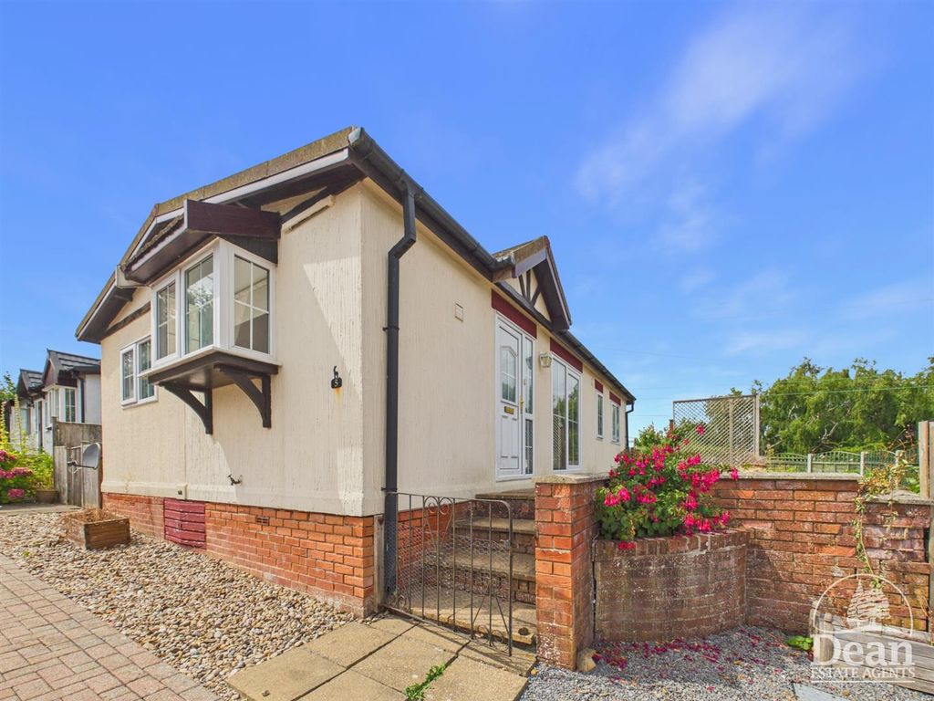 Property photo 1 of 19