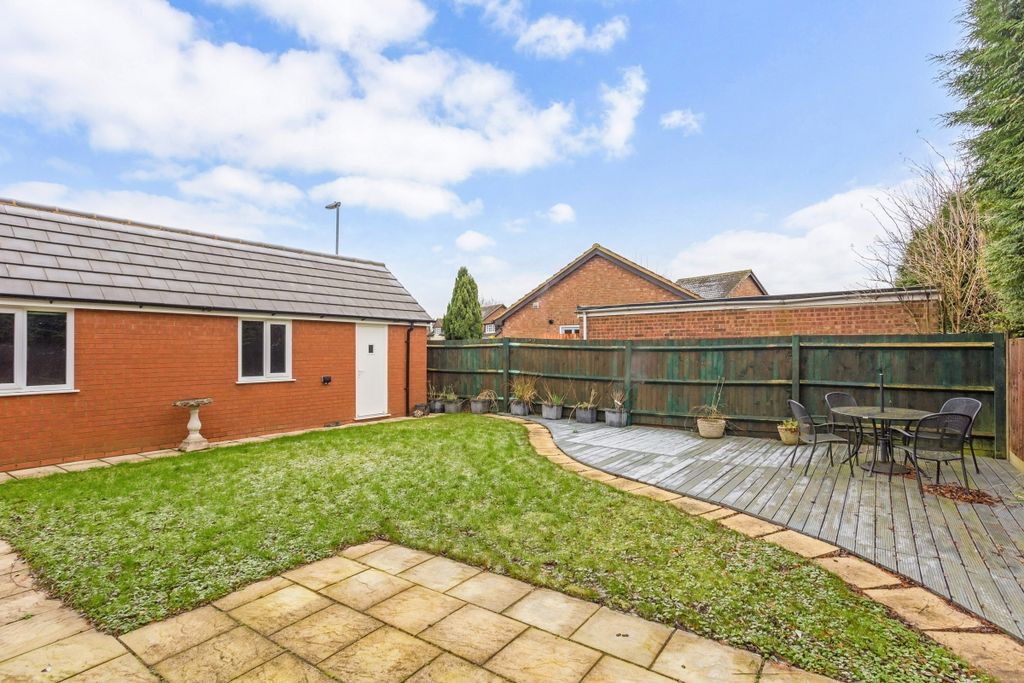 Property photo 3 of 21