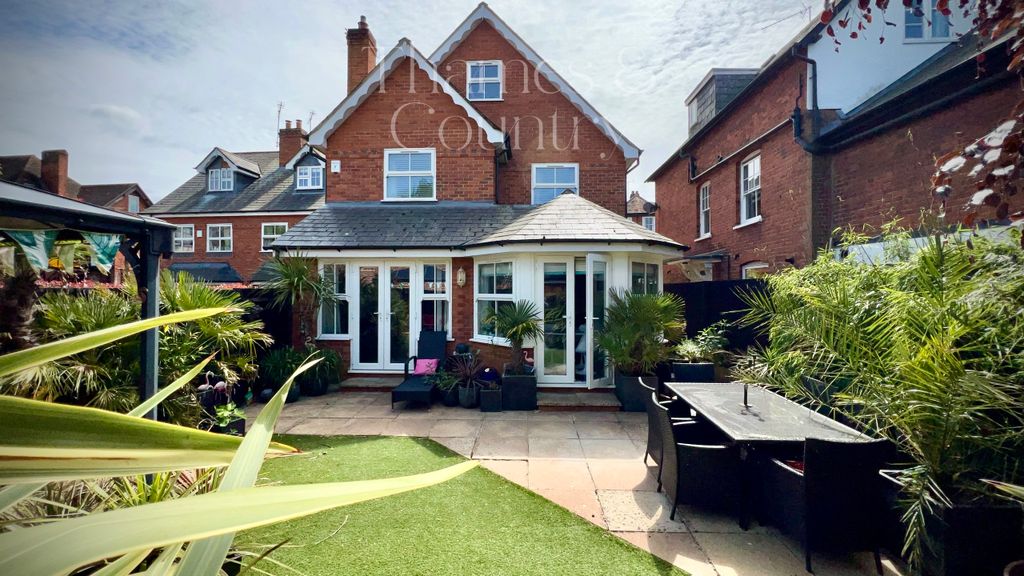 Property photo 1 of 36 Rear View