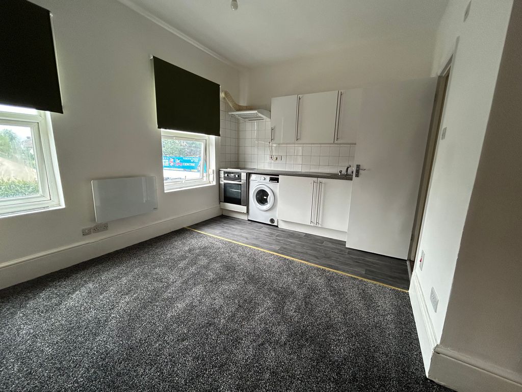 Property photo 2 of 6 Img_8595