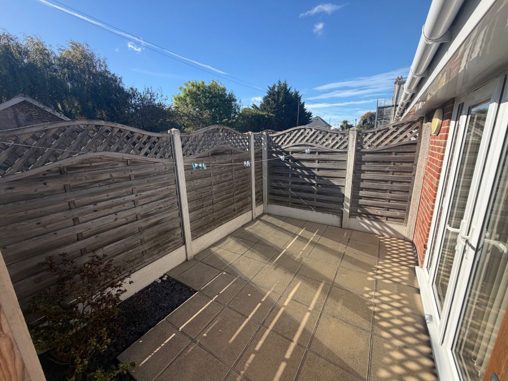 Property photo 2 of 6
