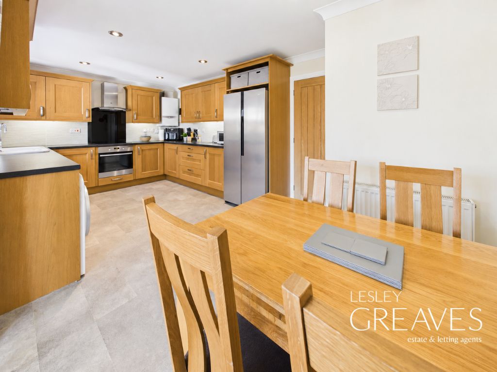 Property photo 3 of 19 Kitchen/Diner