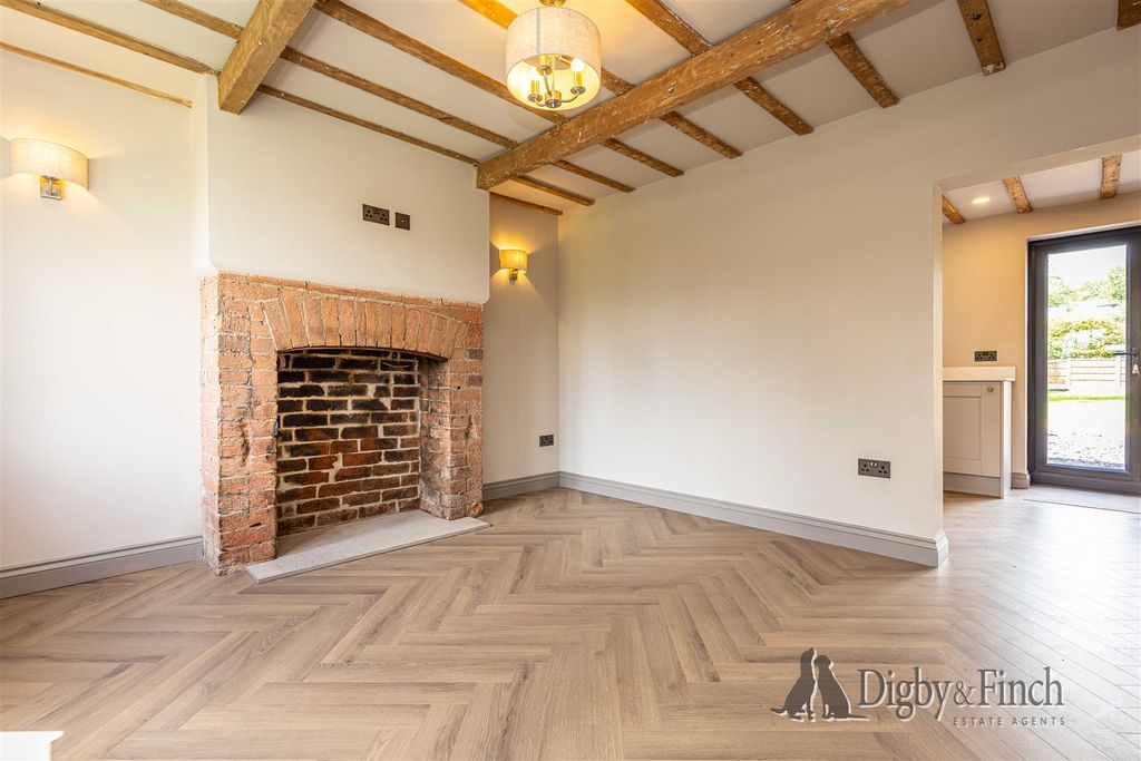 Property photo 3 of 22