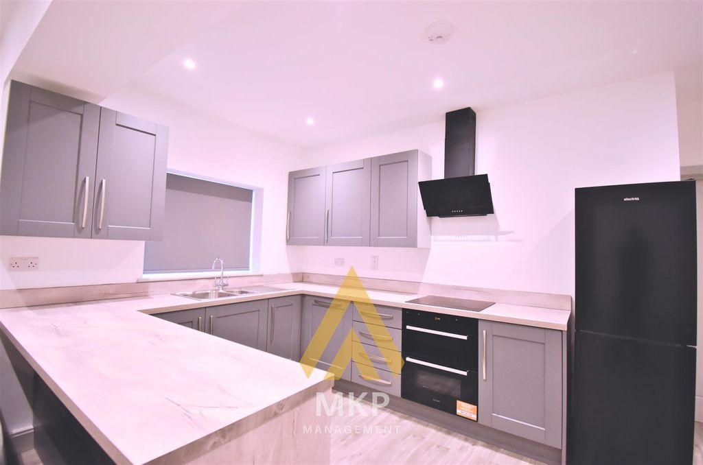 Property photo 3 of 15 2.Png