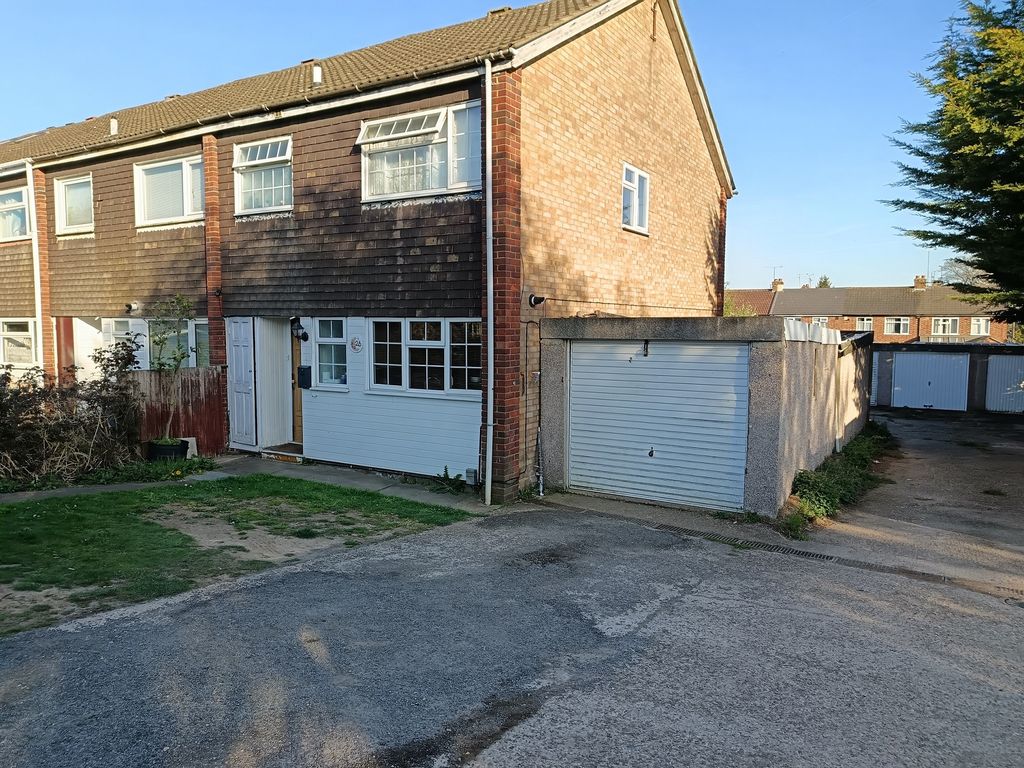 Property photo 2 of 19