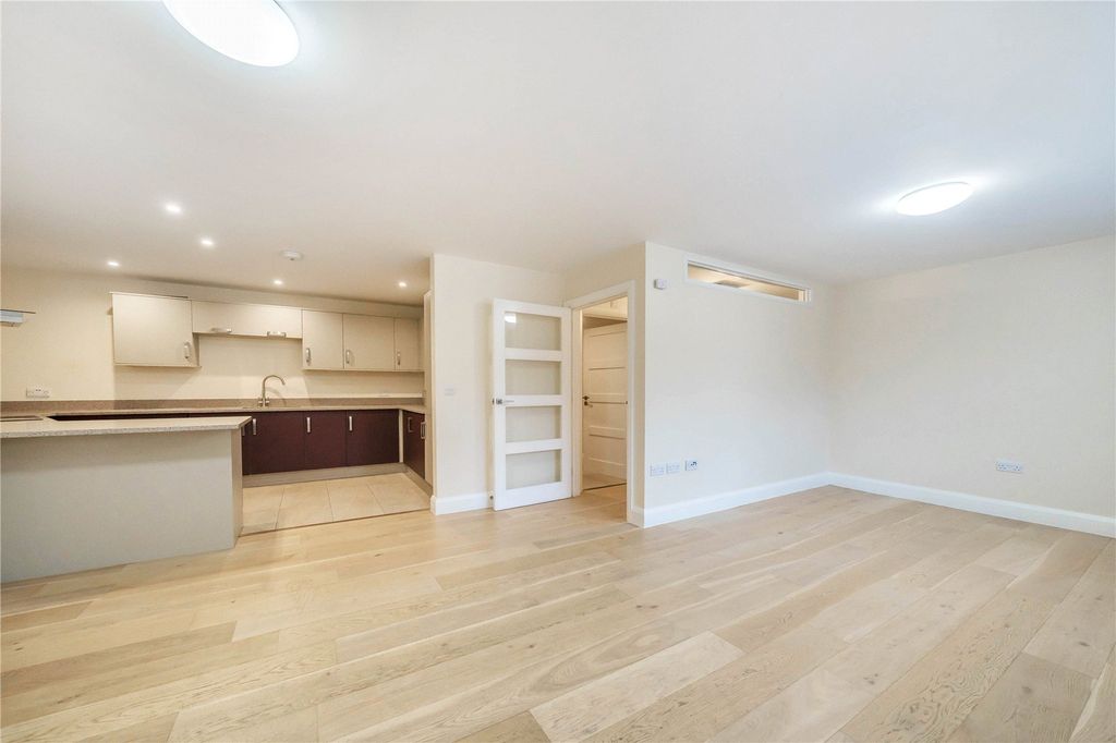 Property photo 3 of 10 Picture No. 03