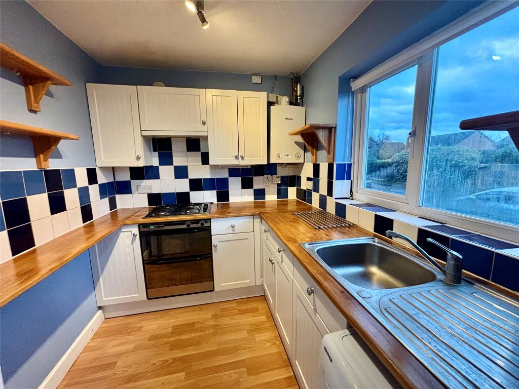 Property photo 3 of 8 Picture No. 12