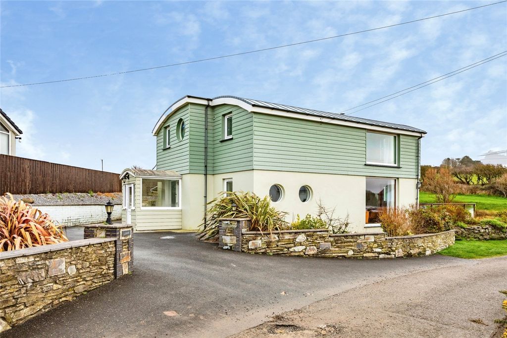 Property photo 2 of 38 Picture No. 08