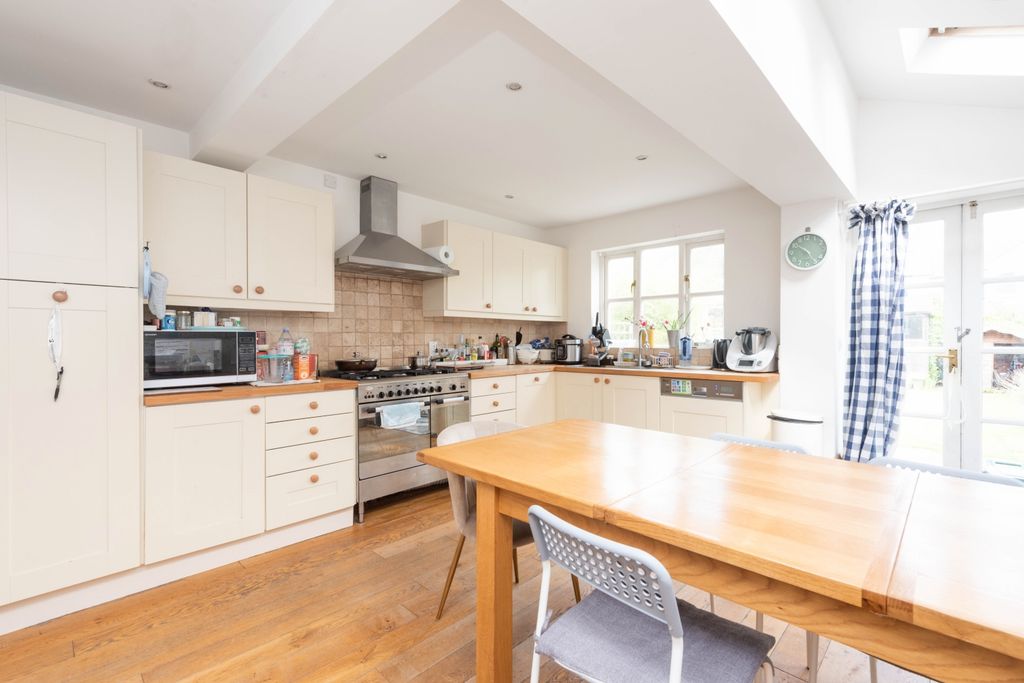 Property photo 1 of 16 Kitchen