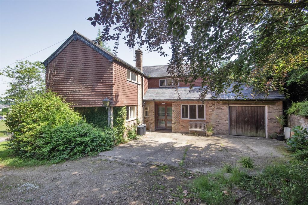 Property photo 1 of 15 64290_003.Jpg