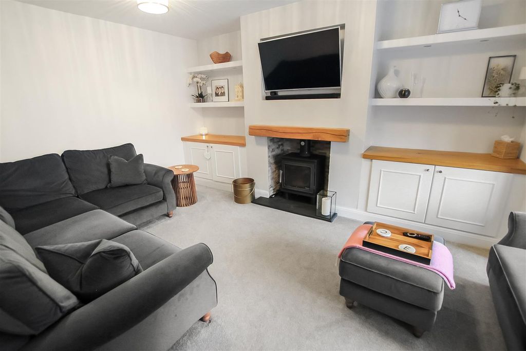 Property photo 3 of 24 Living Room