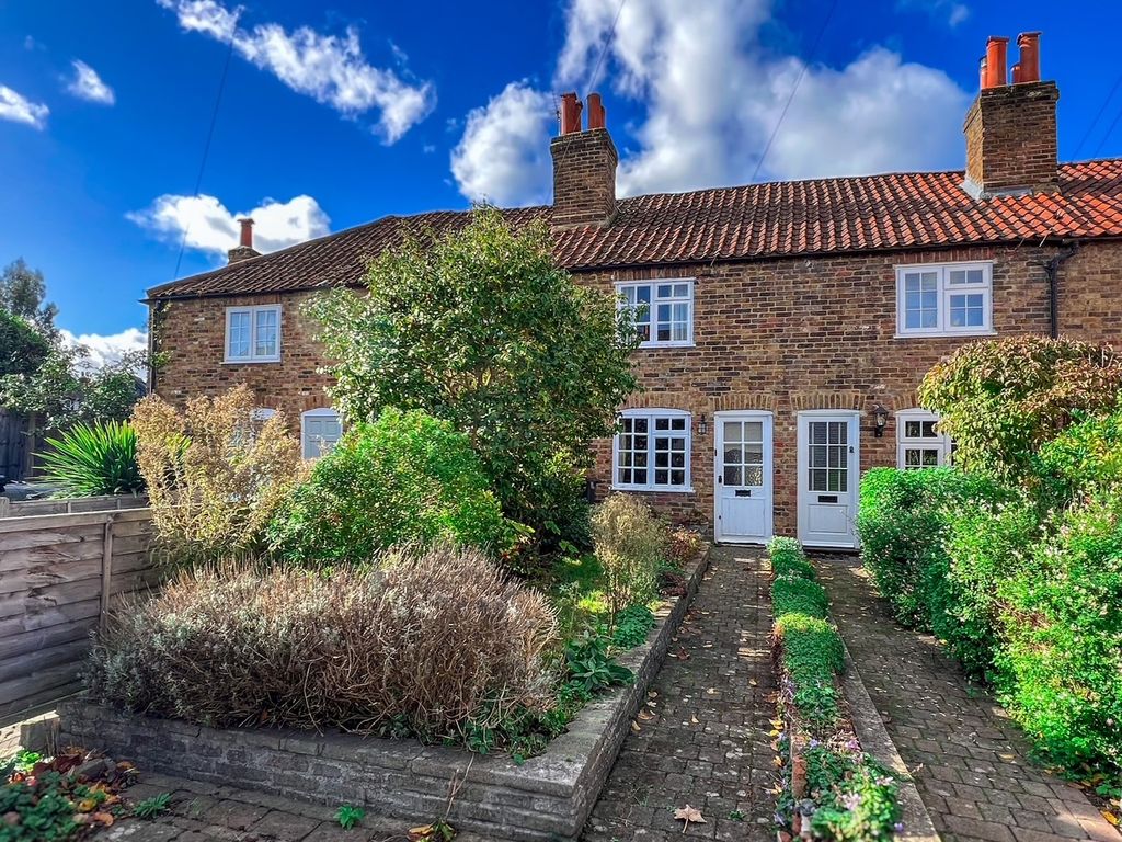 Property photo 1 of 22