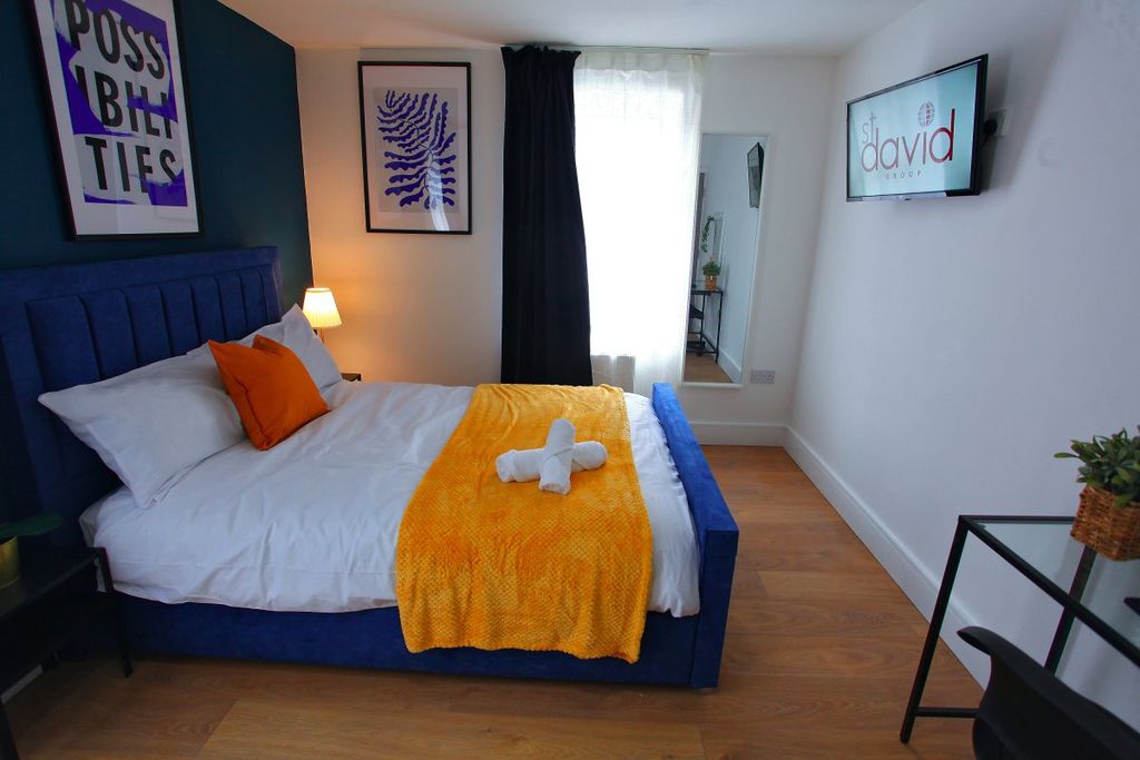 Property photo 1 of 3