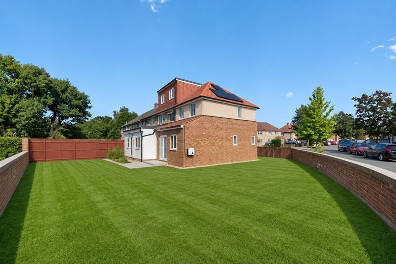 Property photo 2 of 17 Photo 14