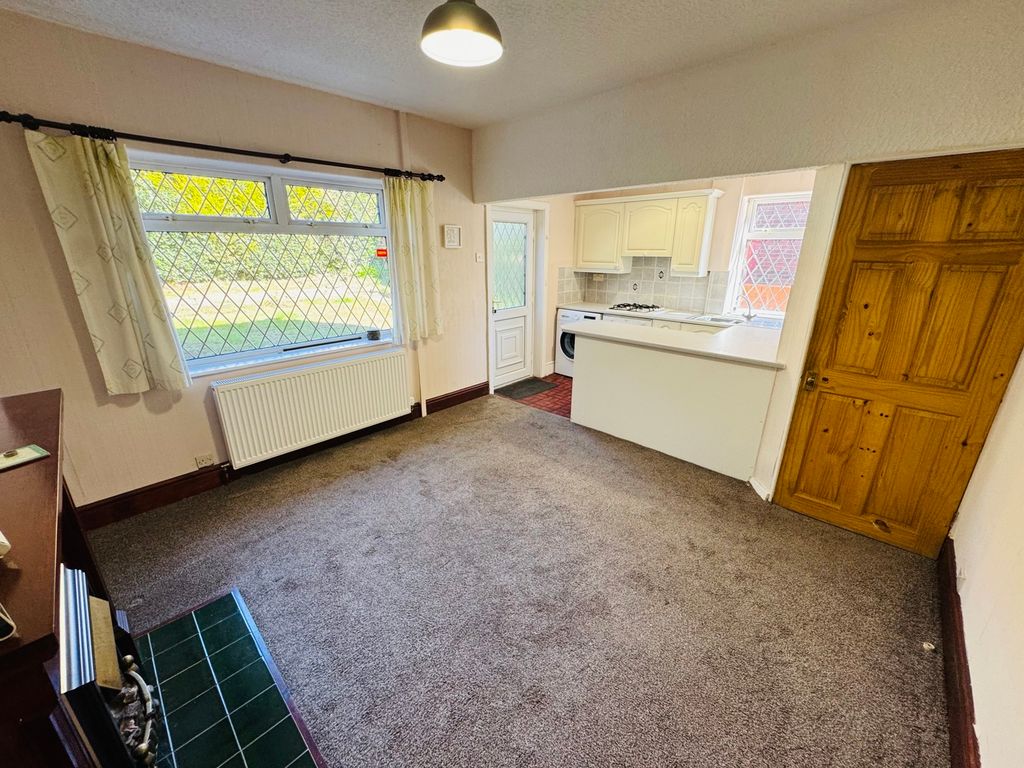 Property photo 3 of 12 Photograph