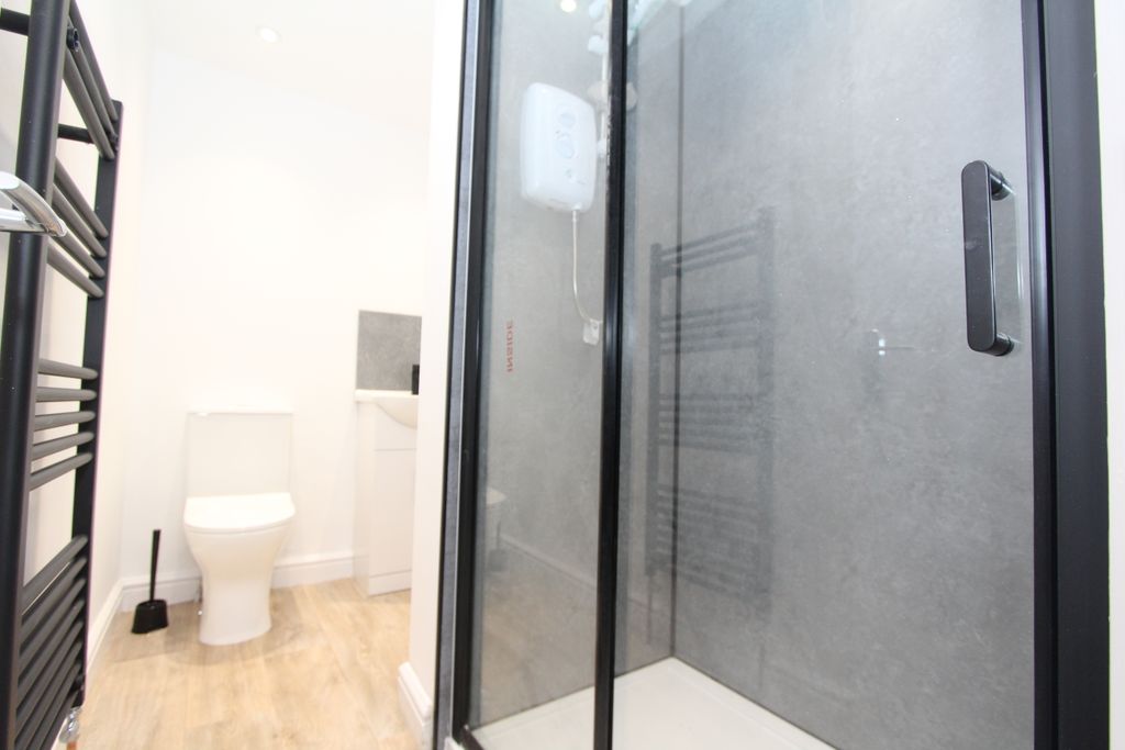 Property photo 3 of 10 2025-11-28 12.44.32