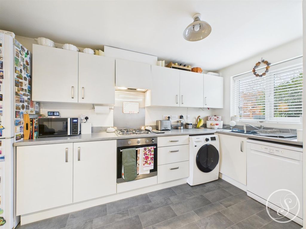 Property photo 2 of 13 Kitchen/Diner