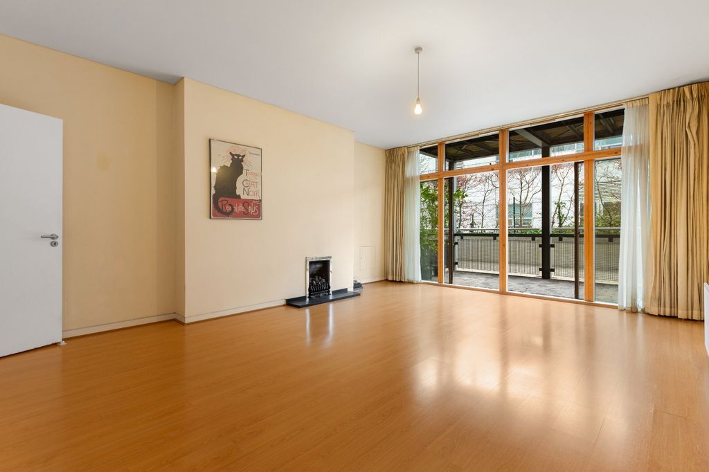 Property photo 3 of 23 Picture No. 03