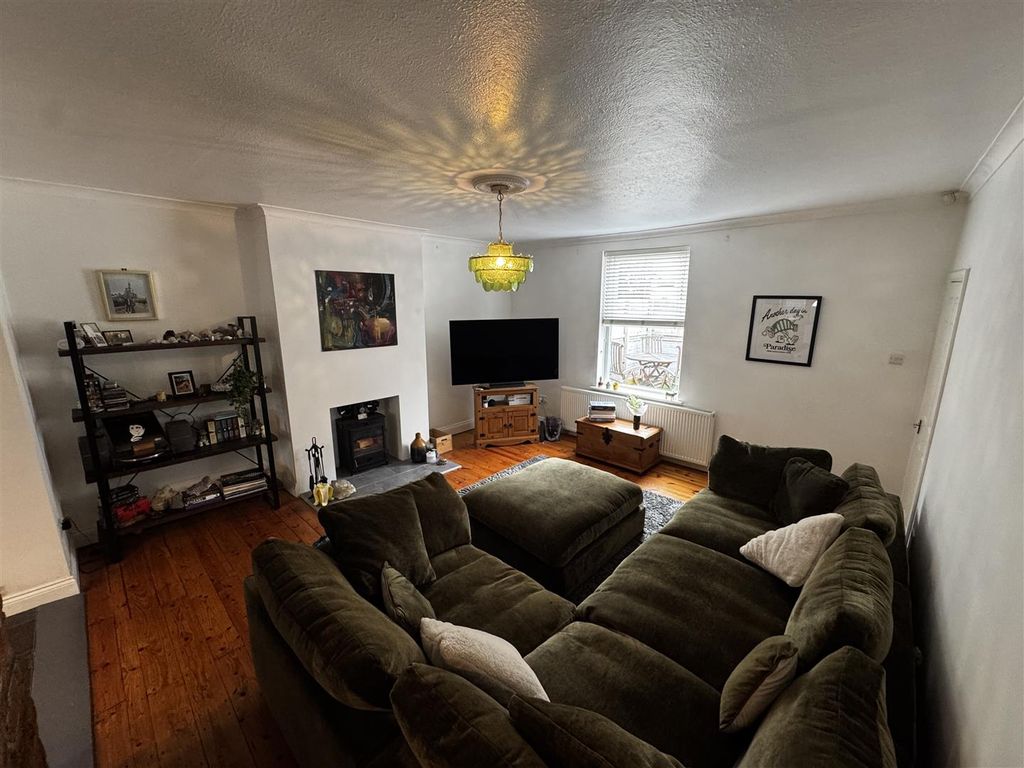 Property photo 2 of 17 Img_1641 New.Jpeg